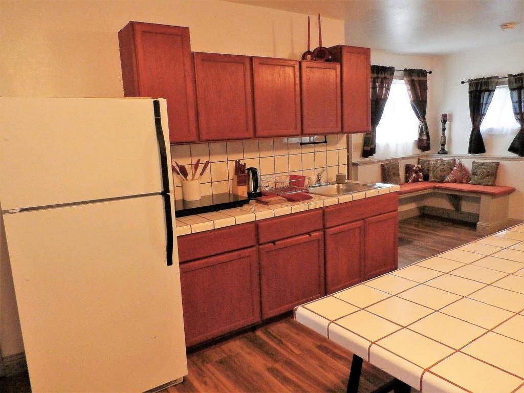 New Charming 2 Bedrooms Unit Close To Everything Oakhurst Buitenkant foto